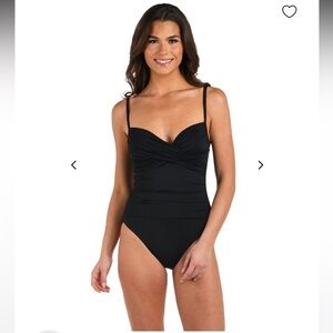 La Blanca Island Goddess One-Piece Swimsuit - size 6